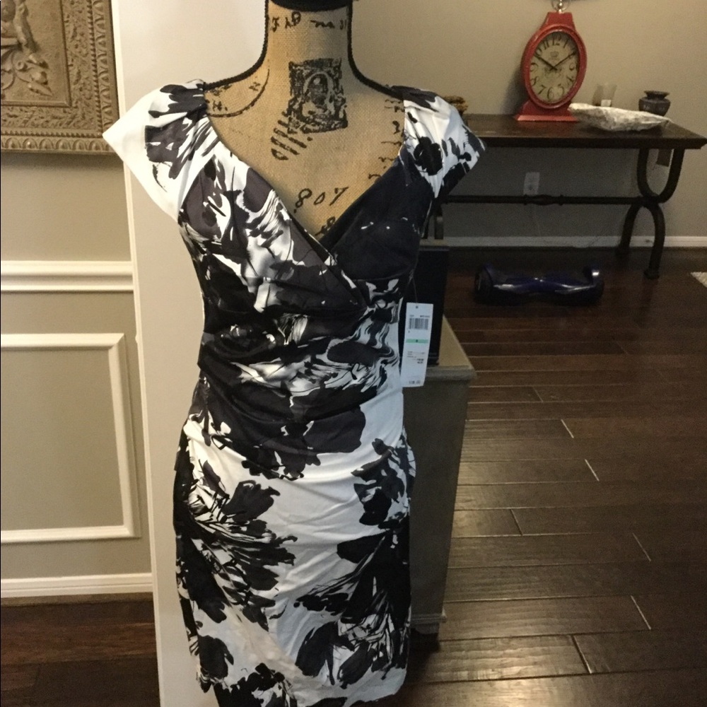 NWT Suzi Chin size 8